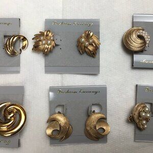 Vintage CLIP earrings